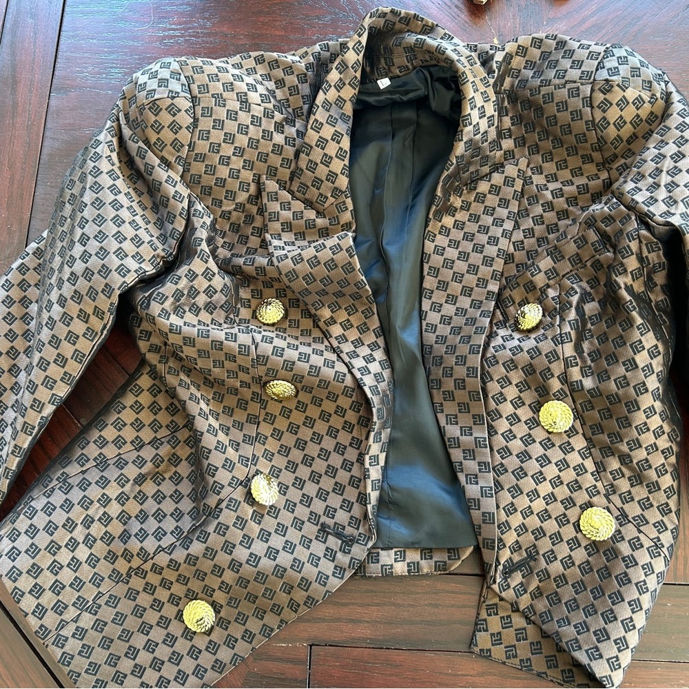 Tailored Womens Blazer Jacket in Tan and Black by